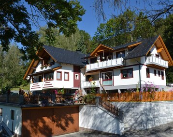 Hotelli Gästehaus Bachmann (Hermagor-Pressegger See, Itävalta)
