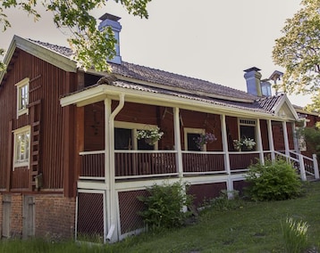 Hotel Taattisten Tila Lodge (Merimasku, Finland)