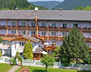 Hotel Wanzenböck (Puchberg am Schneeberg, Austria)
