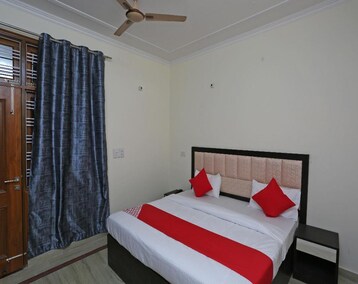 Hotelli Oyo 30981 Crown View (Noida, Intia)
