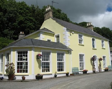 Bed & Breakfast Admiralty House (Moville, Irlanti)