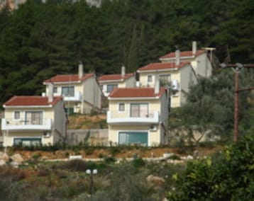 Aparthotel Giannis Village (Astakos, Grecia)