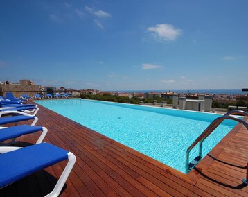 Hotelli Resort Sitges Apartment (Sitges, Espanja)
