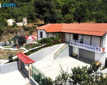 Koko talo/asunto Vila Sofia - Guest House (Memaliaj, Albania)