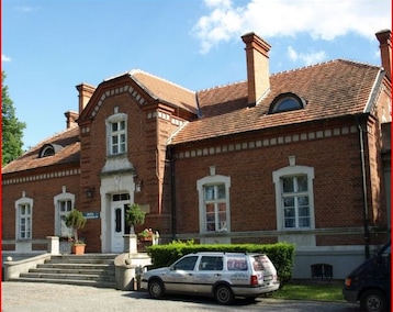 Hotel Dom Pracy Twórczej (Goluchów, Polen)