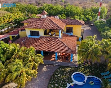 Koko talo/asunto Luxury Beachfront Home (Pochomil, Nicaragua)