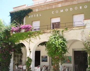 Hotel Comodoro (Portbou, Spanien)