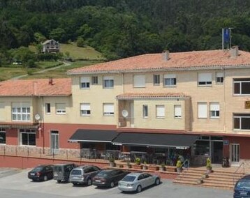 Hotel Hostal Baviera (Val de San Vicente, España)