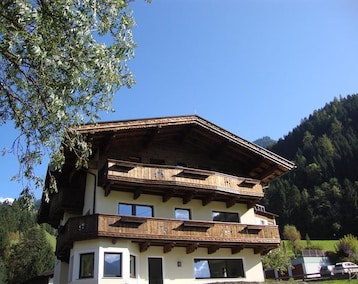 Hotelli Landhaus Ifangl (Mayrhofen, Itävalta)