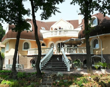 Hotel Káptalan Vendégház (Balatonalmádi, Ungarn)