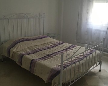 Hele huset/lejligheden Appartement Cosy 10 Minutes De La Plage Face Tunisia Mall (Sidi Daoud, Algeriet)