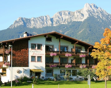 Hotelli Landhaus Panorama (Lechaschau, Itävalta)