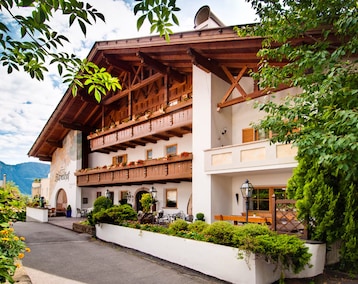 Hotelli Hotel Alpenhof (Dorf Tirol, Italia)