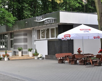 Hotel Park (Dobrodzień, Polen)