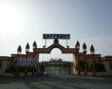 Saffrony Holiday Resort (Mehsana, India)