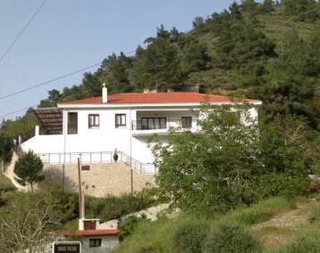 Koko talo/asunto Ta Spitakia tis Theodosias (Pedhoulas, Kypros)