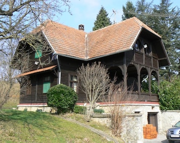 Hele huset/lejligheden Country House Stoljetna Vila (Požega, Kroatien)
