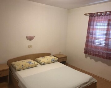 Koko talo/asunto Apartmani Paulina (Lopar, Kroatia)