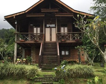 Koko talo/asunto Villa Diantie (Bogor, Indonesia)