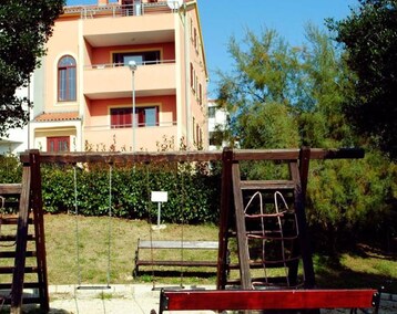Hele huset/lejligheden Apartments Labinac Th00370 (Pula, Kroatien)
