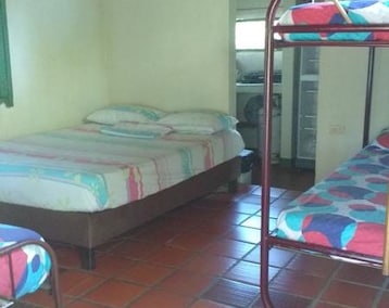 Hotel Las Cabanas De Pino (Santa Fe de Antioquia, Colombia)