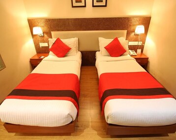 Hotelli Oyo Premium Thaltej Cross Rd Sg Highway (Ahmedabad, Intia)