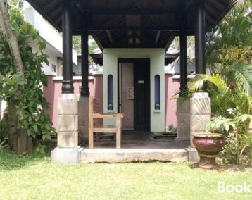 Koko talo/asunto Villa Bora-bora Kalicaa (Tanjung, Indonesia)