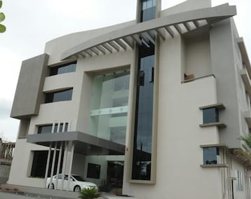 HOTEL MAHARAJA EXECUTIVE (Phaltan, India)