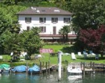 Hotelli Fonte dei Fiori (Caslano, Sveitsi)