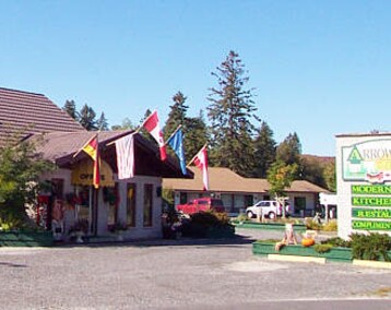 Hotelli Arrowhead Inn (Huntsville, Kanada)