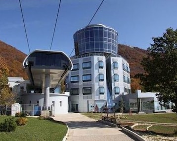 Hotel Dajti Tower Belvedere (Tirana, Albania)