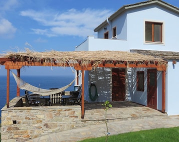 Hele huset/lejligheden Ikaria Sea View Luxury Villa -3 Bedrooms, Stylish, Quiet & Comfortable Sleeps 9 (Armenistis, Grækenland)