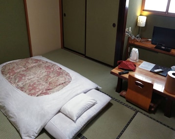 Hotelli OYO Ryokan Fuji Omagari (Akita, Japani)