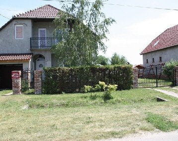 Pensión Adonisz Vendeghaz (Mórahalom, Hungría)