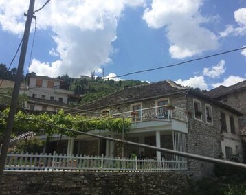 Hotel Sokaku I Te Marreve Guesthouse (Gjirokastra, Albanien)