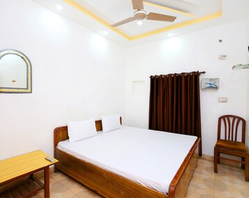 Spot On 44967 Hotel Gian (Patiala, India)