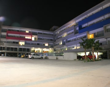 Lejlighedshotel UC Hall Residence (Eylenja, Cypern)