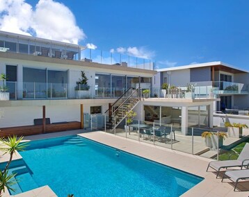 Koko talo/asunto Elanora - Solar Heated Pool, 6 Bedrooms, 4 Bathrooms, 100M Beach, Sleeps 16 (Terrigal, Australia)