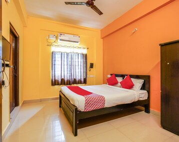 Hotelli Oyo 70286 Svr Grand (Hyderabad, Intia)