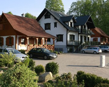 Hotel Zajazd Nad Stawem (Zukowo, Polonia)