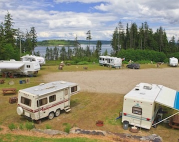 Camping site Cedar Park Resort and Golfing (Port McNeill, Canada)