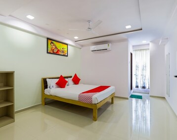 Hotelli Oyo 43861 Hotel Radhe Krishna Palace (Surat, Intia)