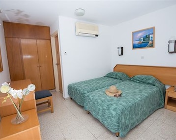 Hotelli Alonia Hotel Apartments (Ayia Napa, Kypros)