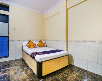 Hotelli SPOT ON 66527 Pallavi Lodge (Mumbai, Intia)
