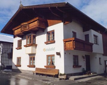 Hotel Schuster (Mutters, Austria)
