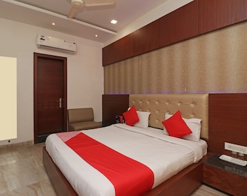 OYO 2594 Hotel Kanchan Residency (Mathura, India)