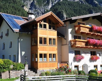 Hotelli Pension Roman (Pettneu am Arlberg, Itävalta)
