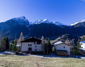 Hotelli Chesa Dominium (Bergün - Bravuogn, Sveitsi)