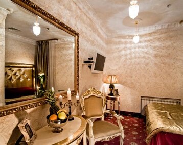Hotel Deluxe (Kyiv, Ucrania)