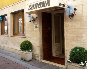 Hotel Corona (Salsomaggiore Terme, Italien)